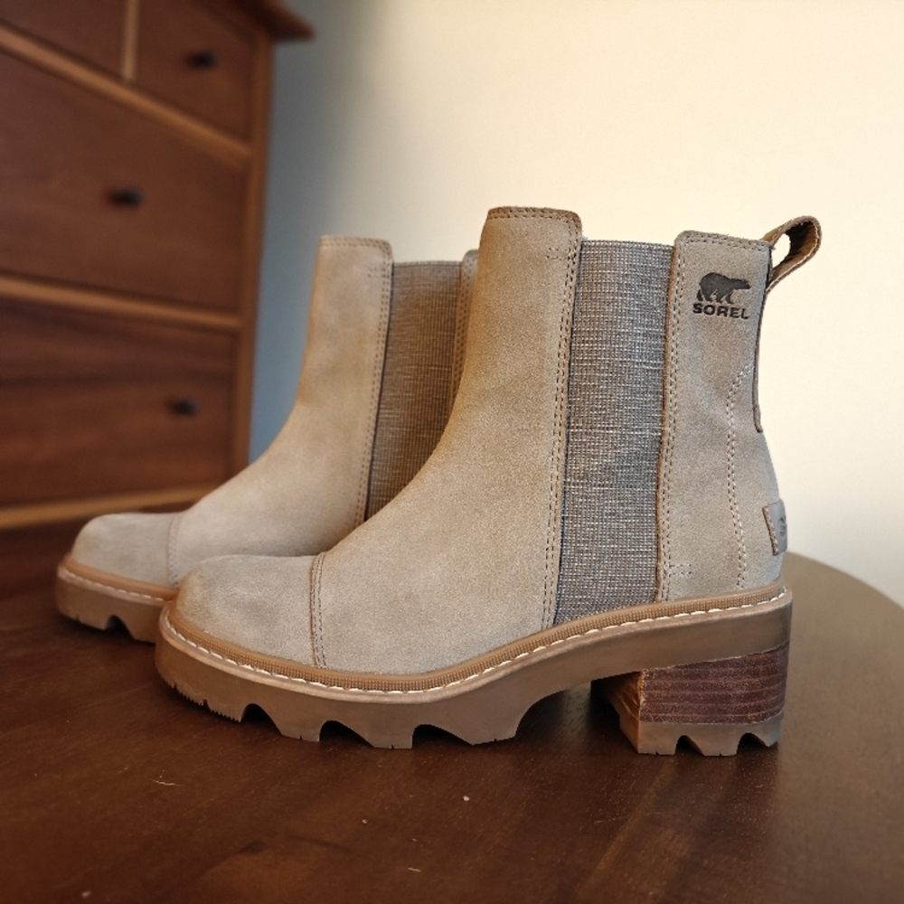 Sorel Cream Heeled Boots